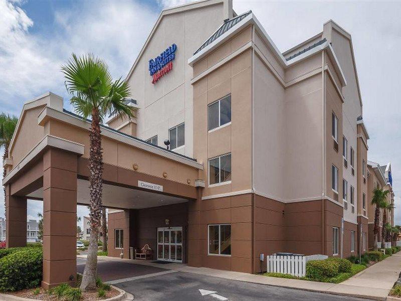 Fairfield Inn And Suites Jacksonville Beach Exterior photo