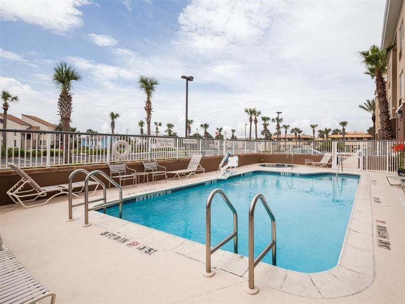 Fairfield Inn And Suites Jacksonville Beach Exterior photo