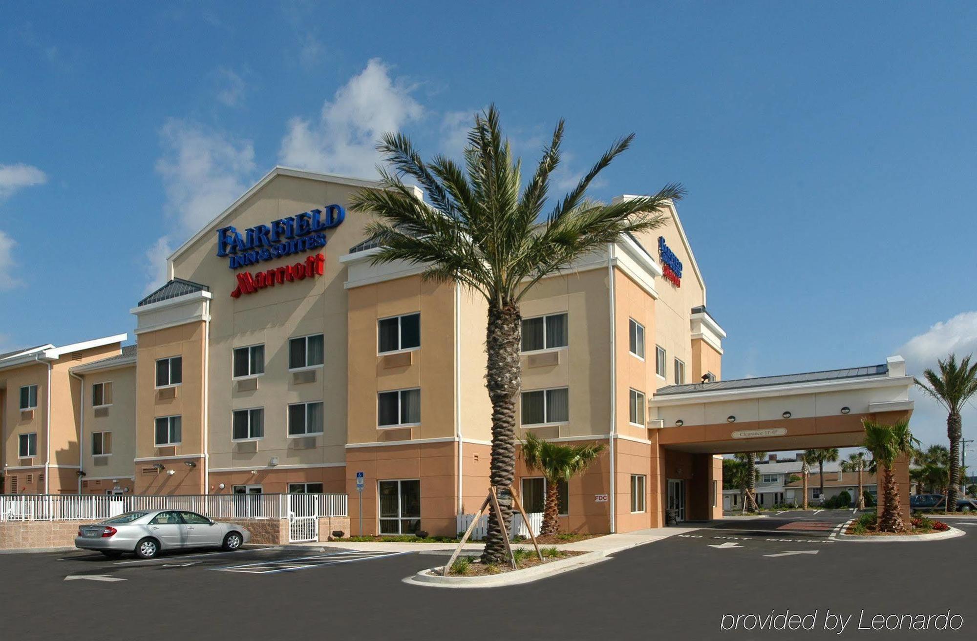 Fairfield Inn And Suites Jacksonville Beach Exterior photo